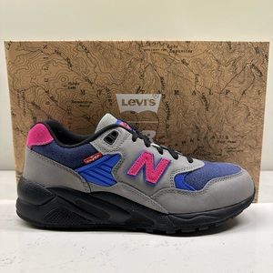 Levi's x New Balance 580